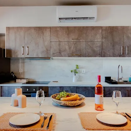 Agapi's Luxury Pylos