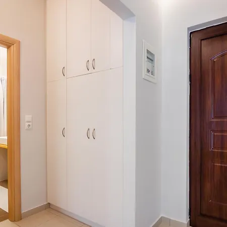 Agapi's Luxury Apartment Pylos