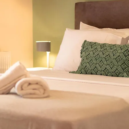 Agapi's Luxury Apartment Pylos